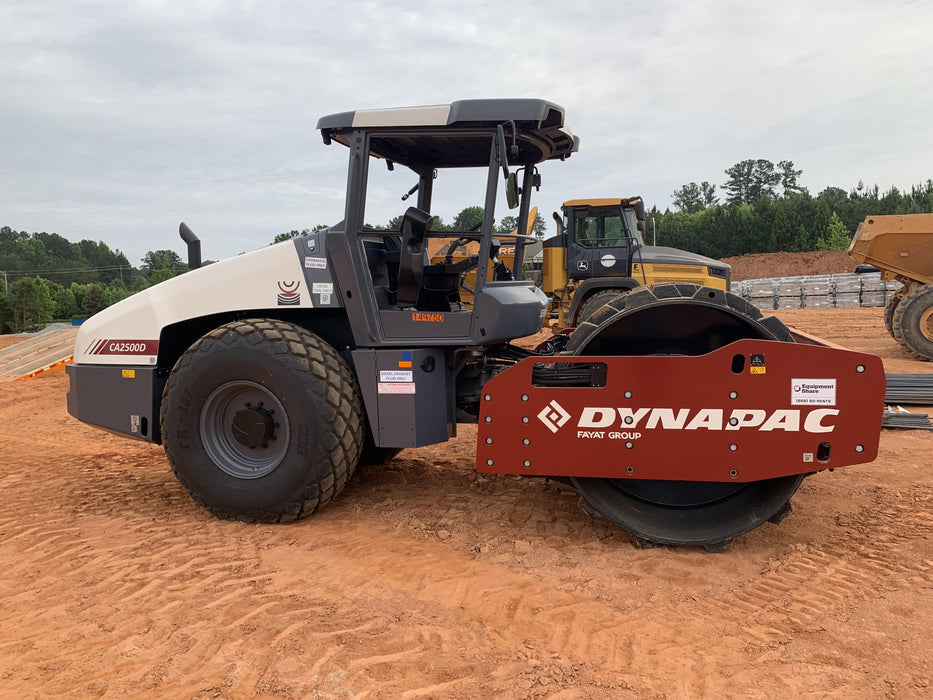2021 DYNAPAC CA2500D