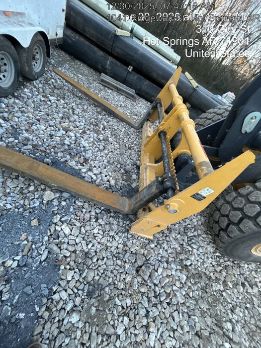 2025 JOHN DEERE 96" Loader Fork Carriage - John Deere