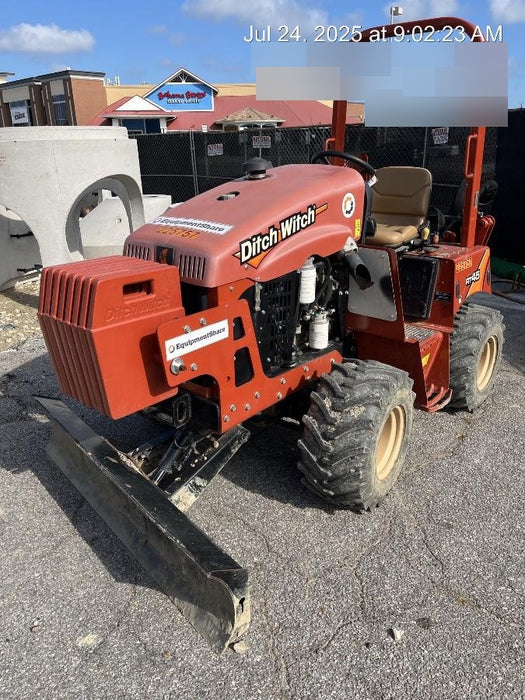 2022 DITCH WITCH RT45A