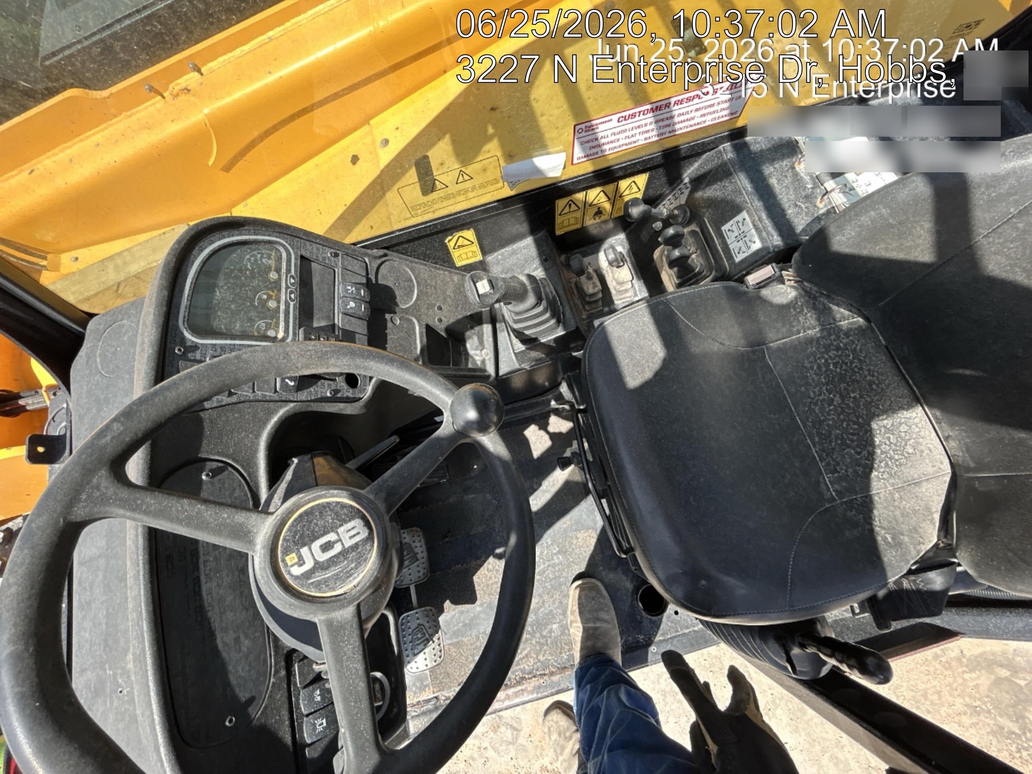 2022 JCB 510-56