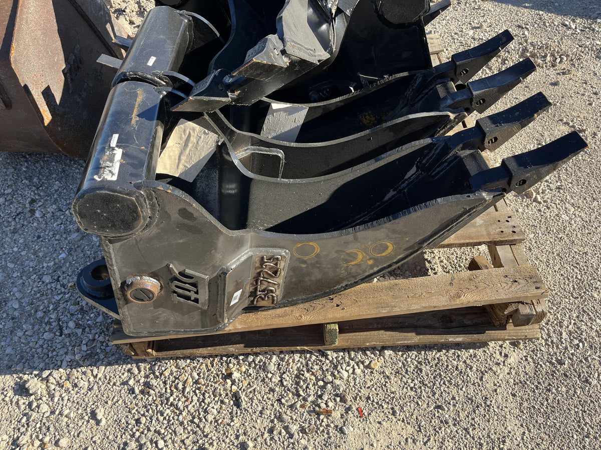 2023 TAG MANUFACTURING 8" Cribbing Bucket -Tag