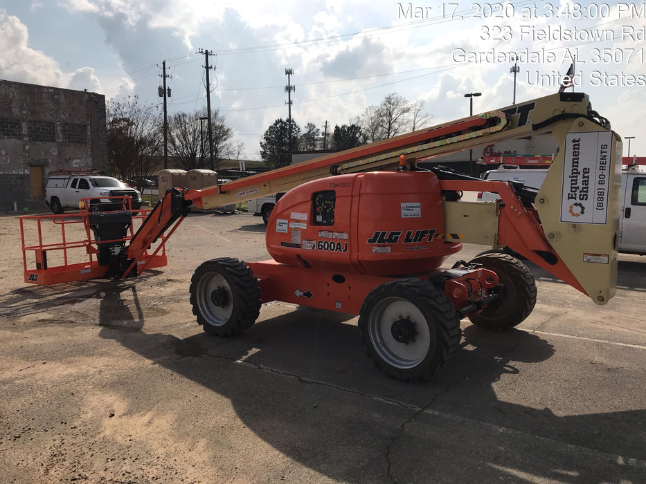 2019 JLG 600AJ