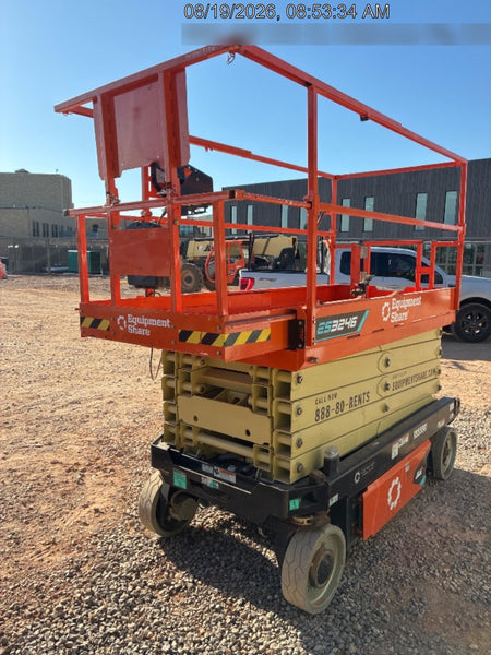 2025 JLG ES3246