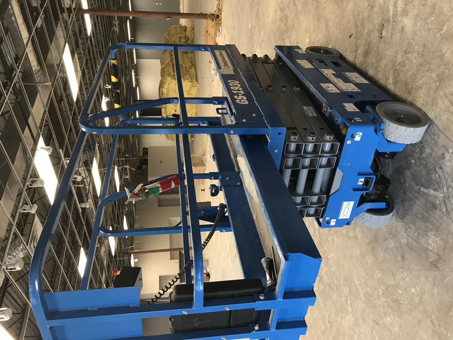 2019 Genie GS-1930 Fixed Rails with Chain Entry