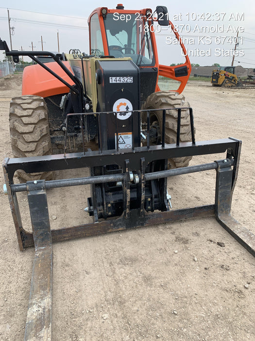 2021 JLG 1732