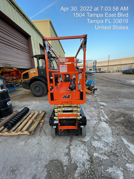 2022 JLG ES1932