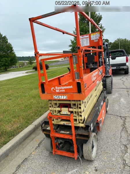 2022 JLG ES2632