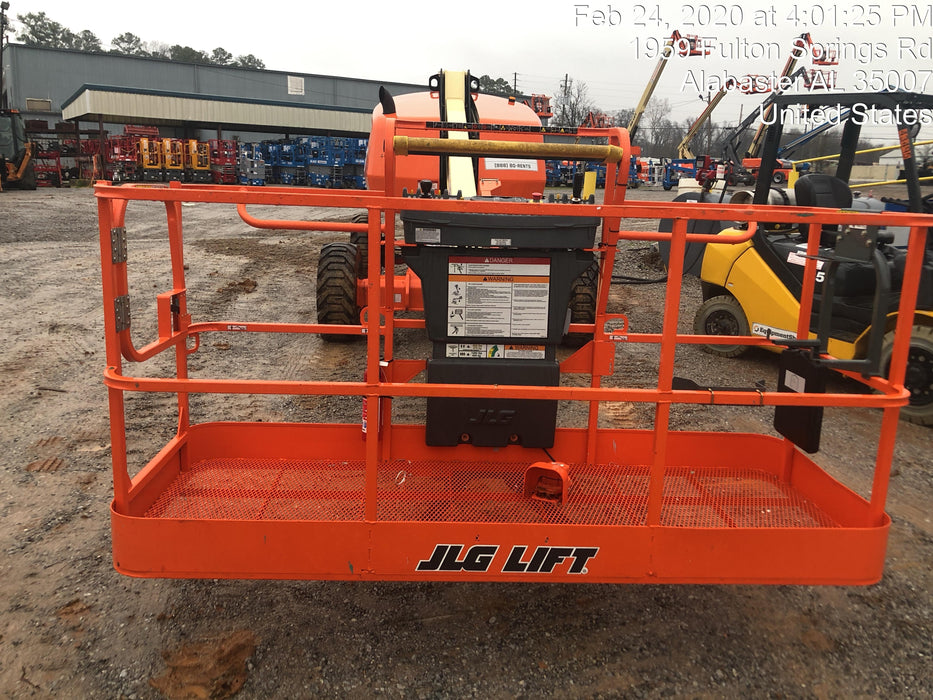 2019 JLG 400S