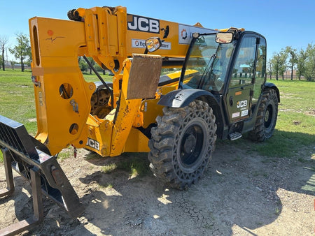 2022 JCB 510-56