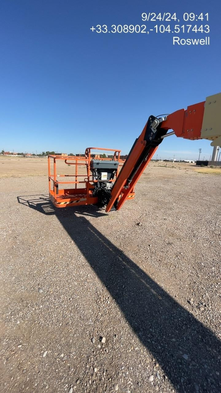 2021 JLG 660SJ