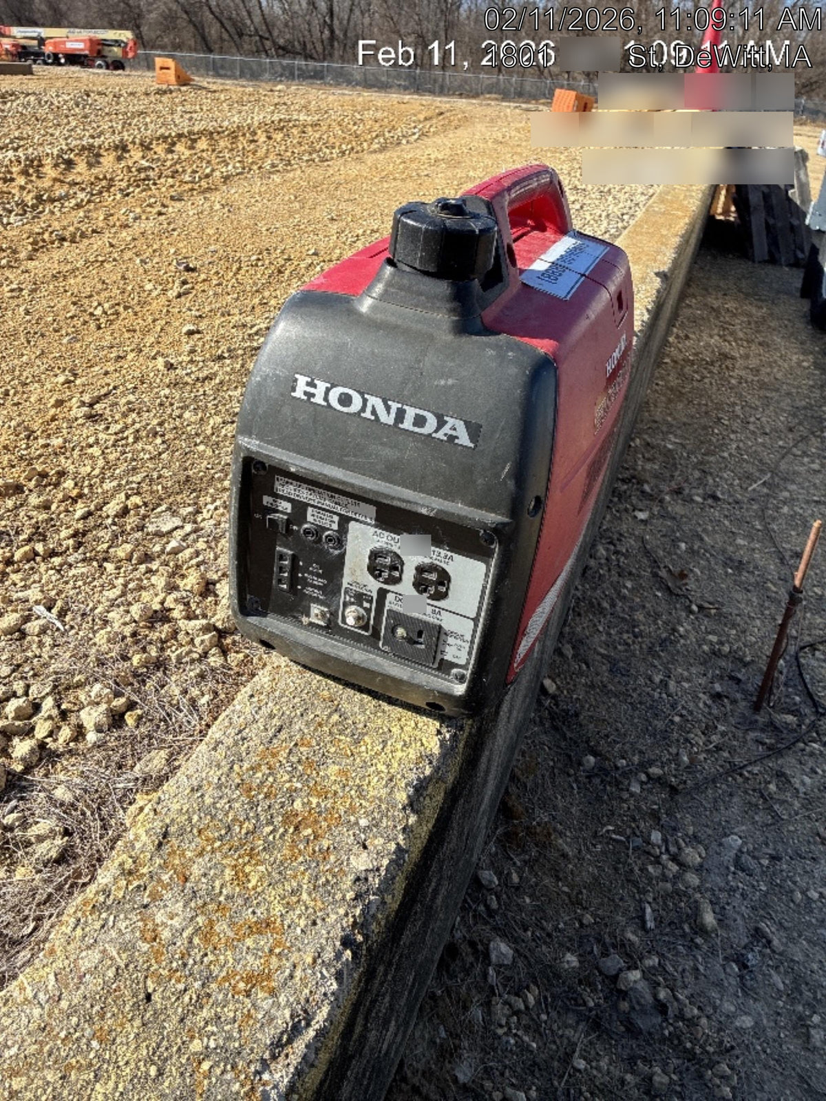 2013 HONDA EU2000i