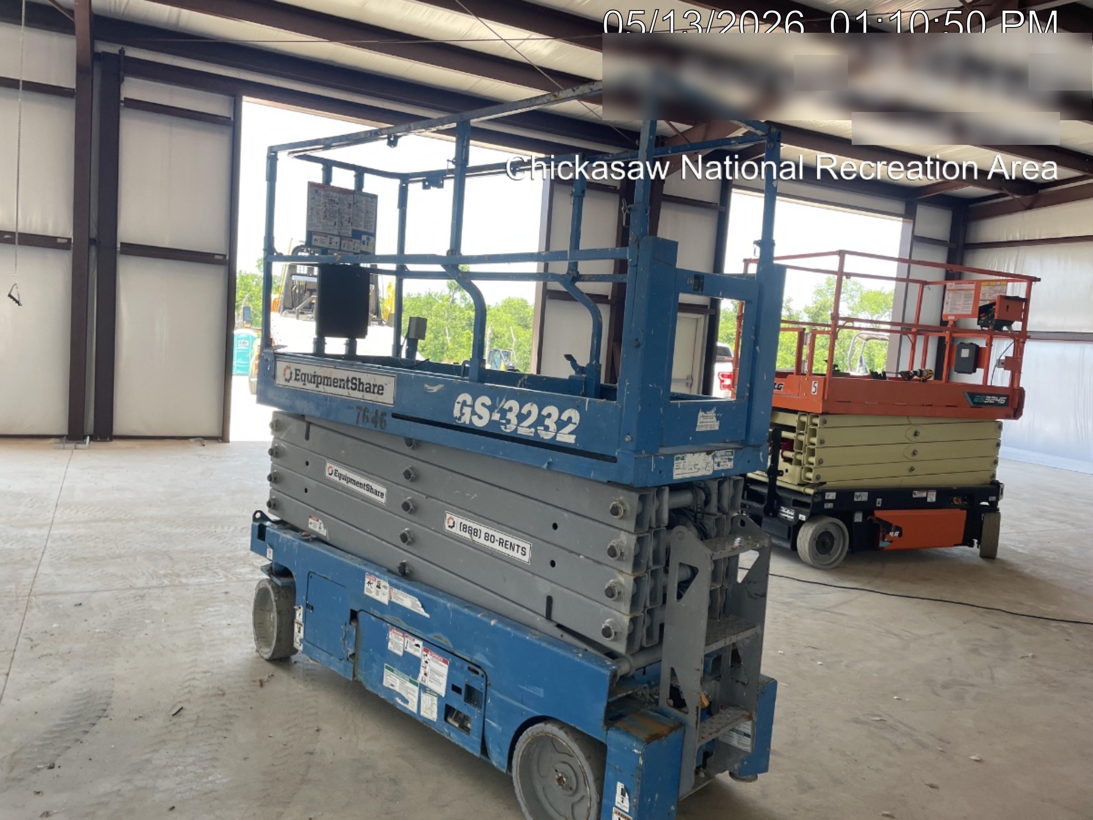 2017 Genie GS-3232 Genie GS3232 Lift w/Folding Rails and Swing Gate