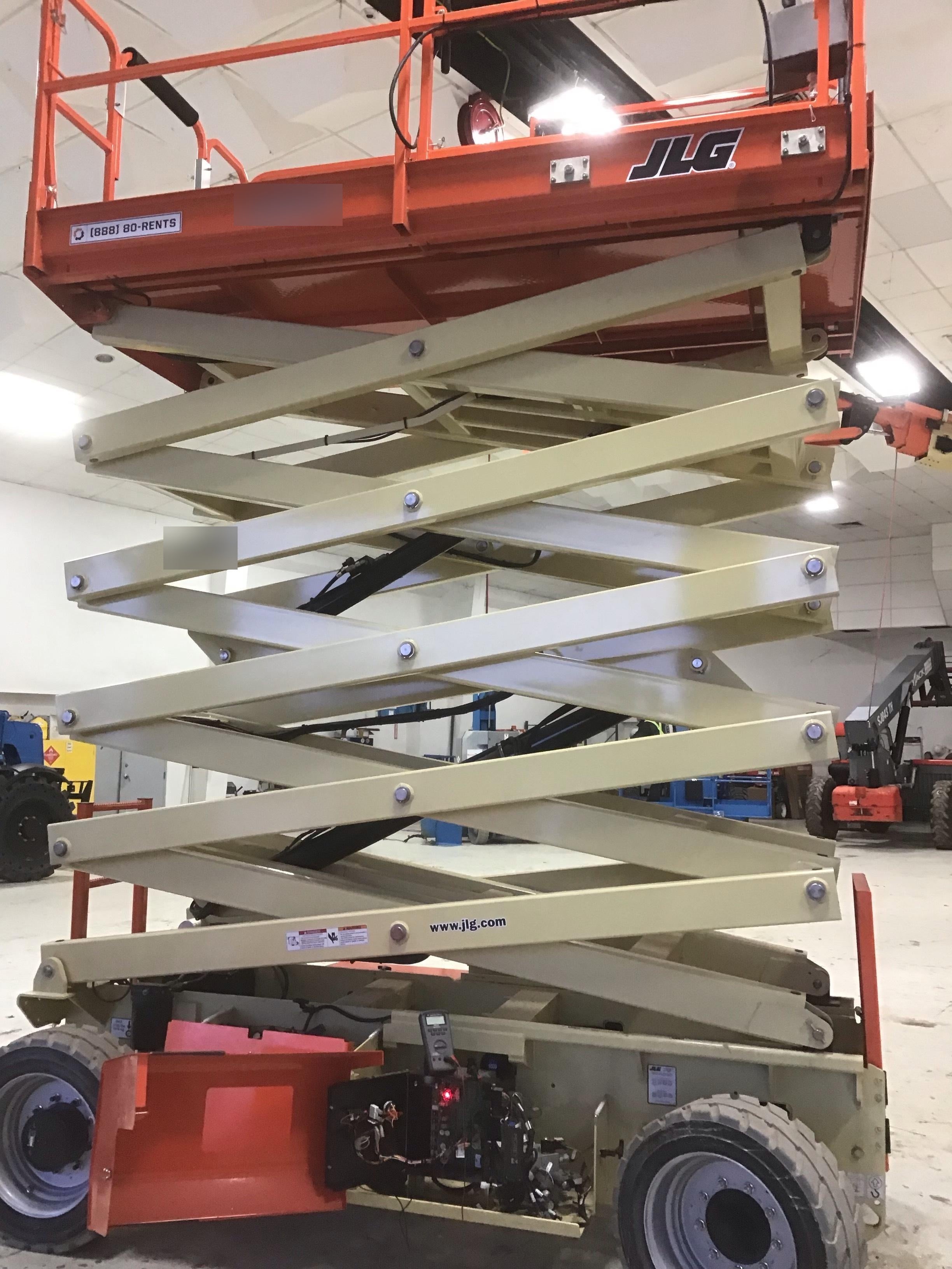 2019 JLG 4069LE