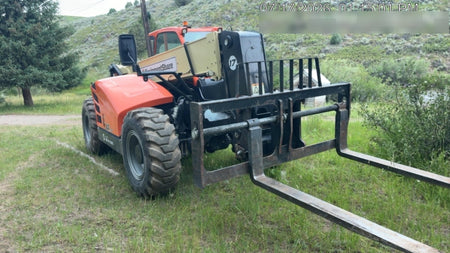 2023 JLG 1732