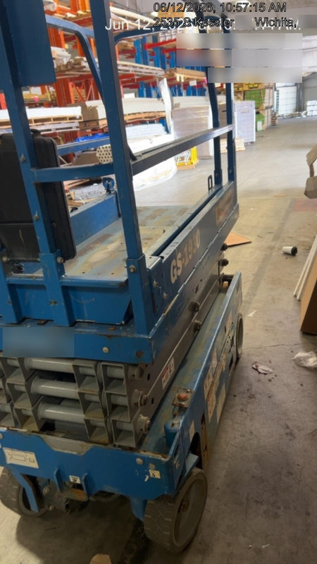 2019 Genie GS-1930 Fixed rails with chain Entry