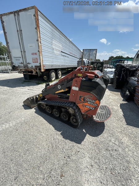 2020 DITCH WITCH SK800A