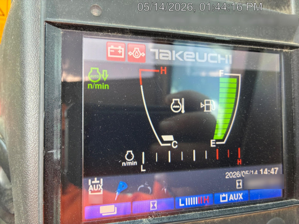 2024 TAKEUCHI TB235-2CR