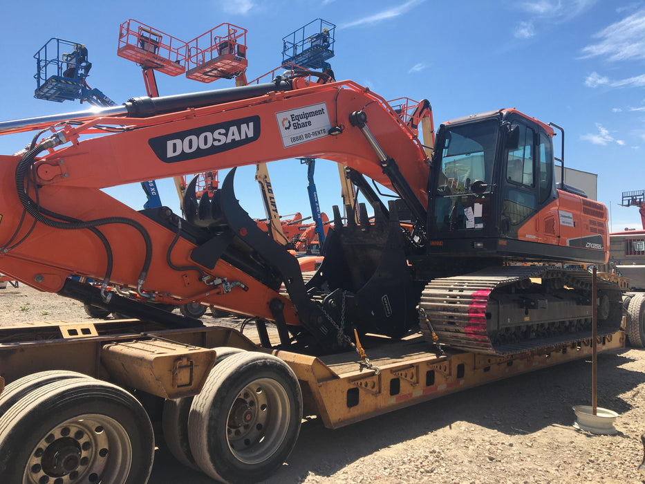 2019 DOOSAN DX255LC-5