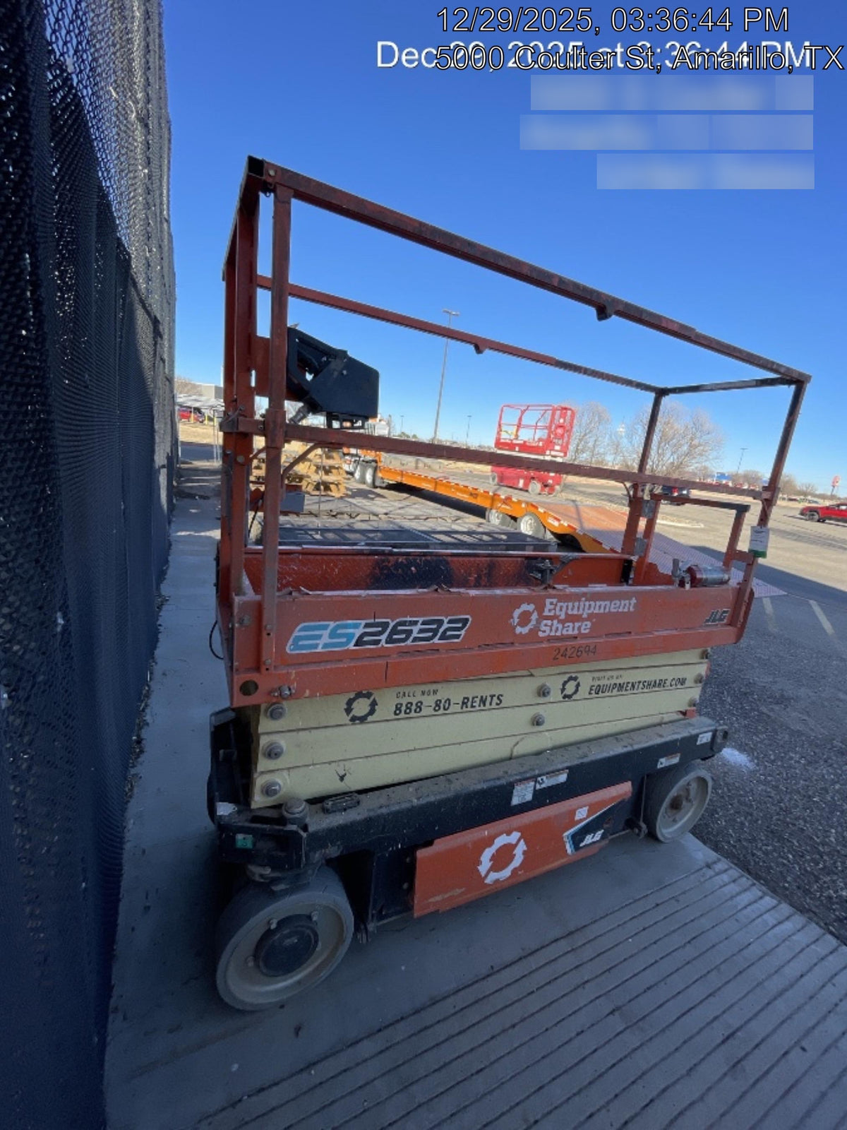 2022 JLG ES2632