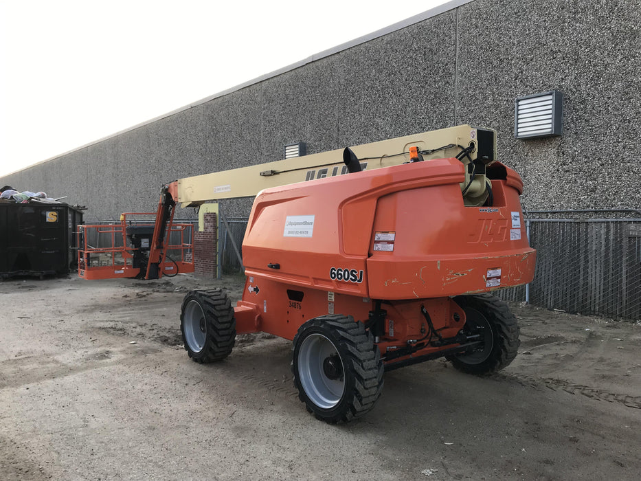 2019 JLG 660SJ