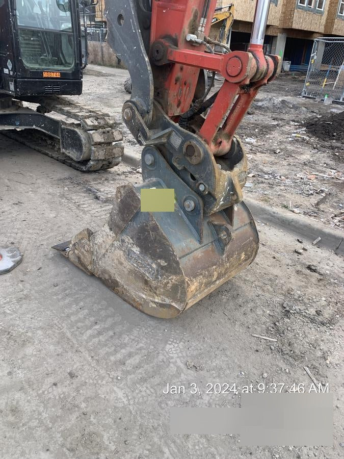 2020 DOOSAN 36"  Bucket - Doosan