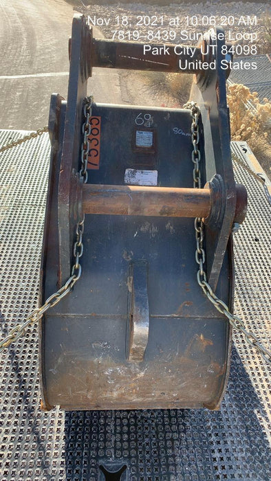 2020 DOOSAN 24" Bucket-Doosan