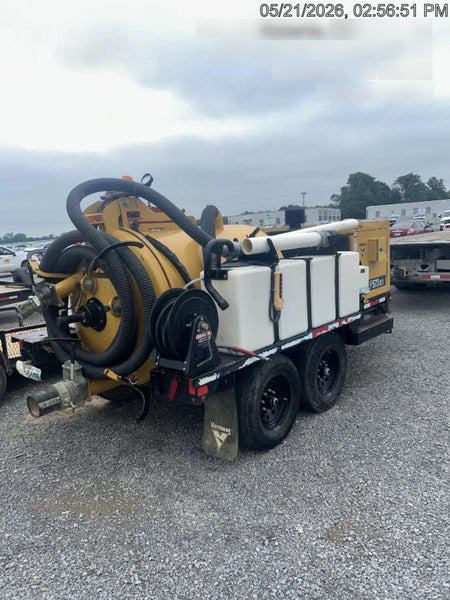 2022 Vac-Tron LP573XDT T4 Koehler Diesel Engine, 500 Gallon Debris Tank, x2 100 Gallon Water Tanks