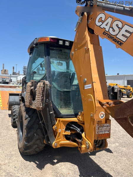 2022 CASE 580N EP - Extendable Backhoe