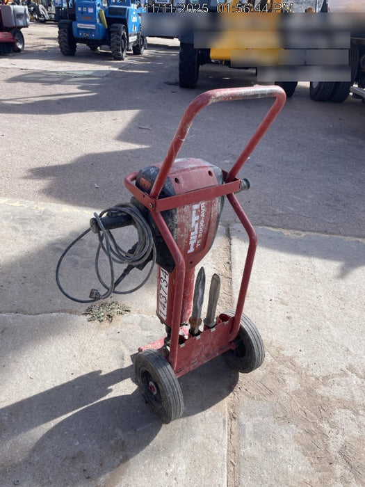 2021 HILTI TE 3000-AVR