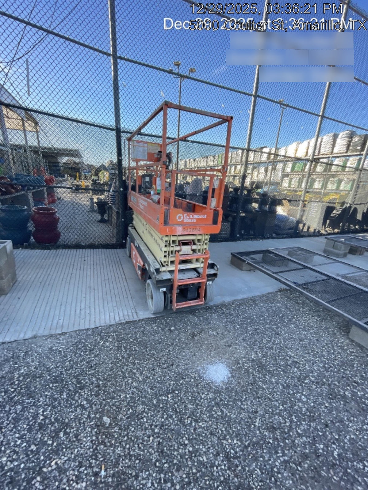 2022 JLG ES2632