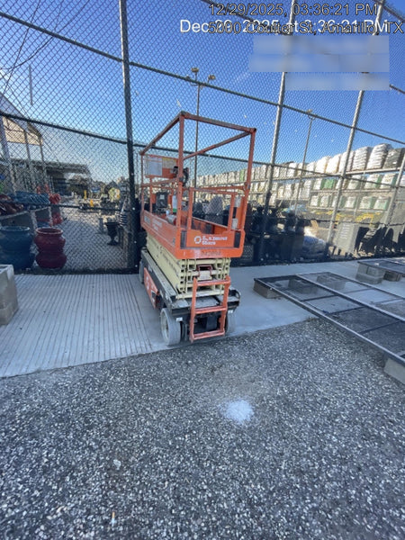 2022 JLG ES2632