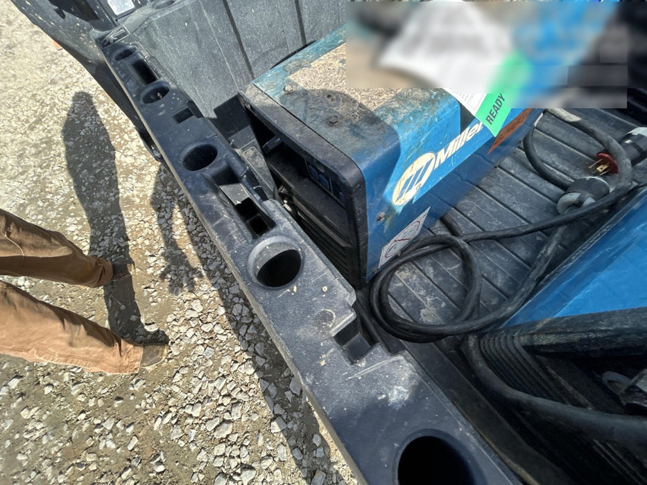 2022 MILLER ELECTRIC Maxstar 210 DX