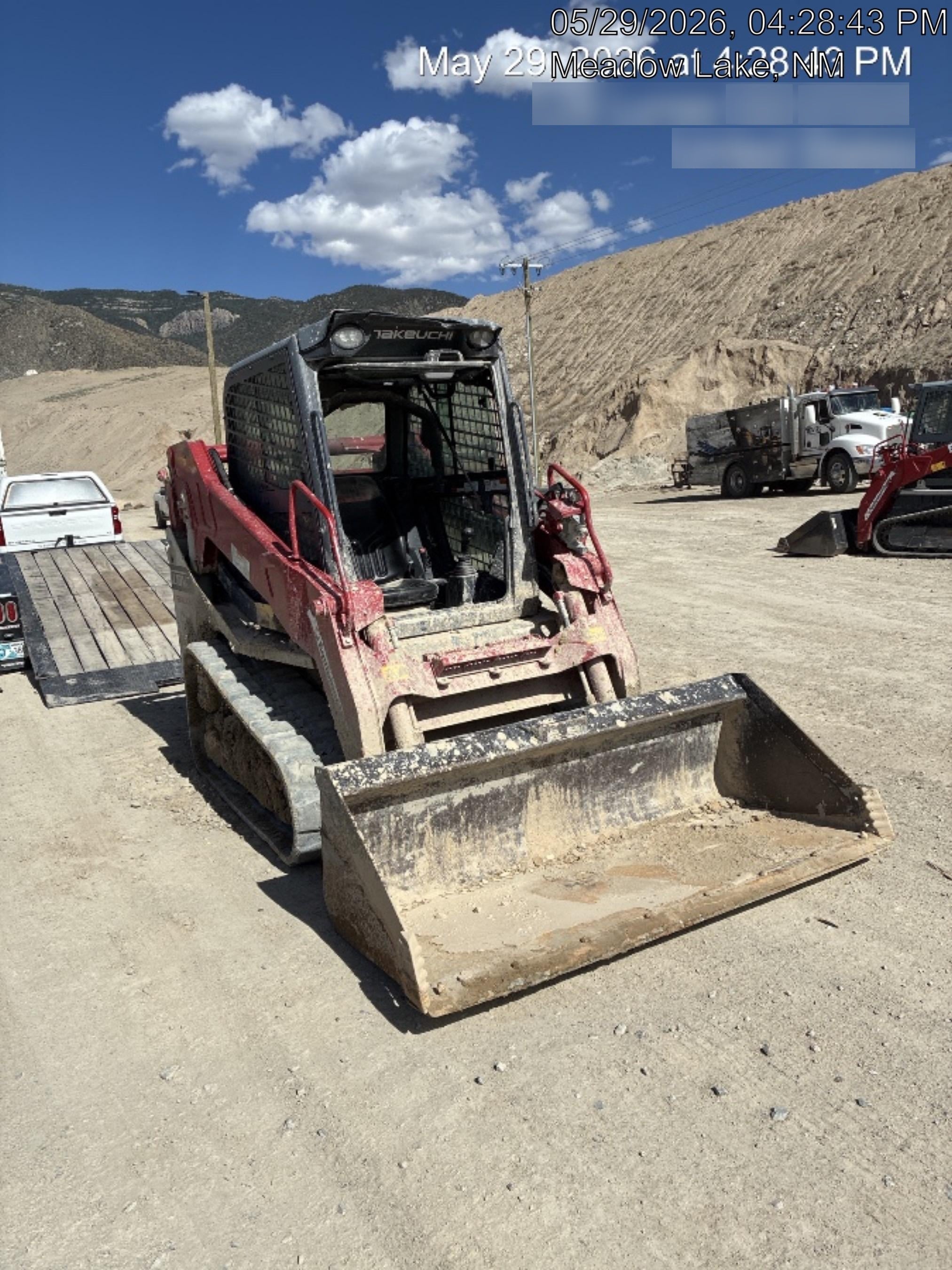 2024 TAKEUCHI TL10V2-CR