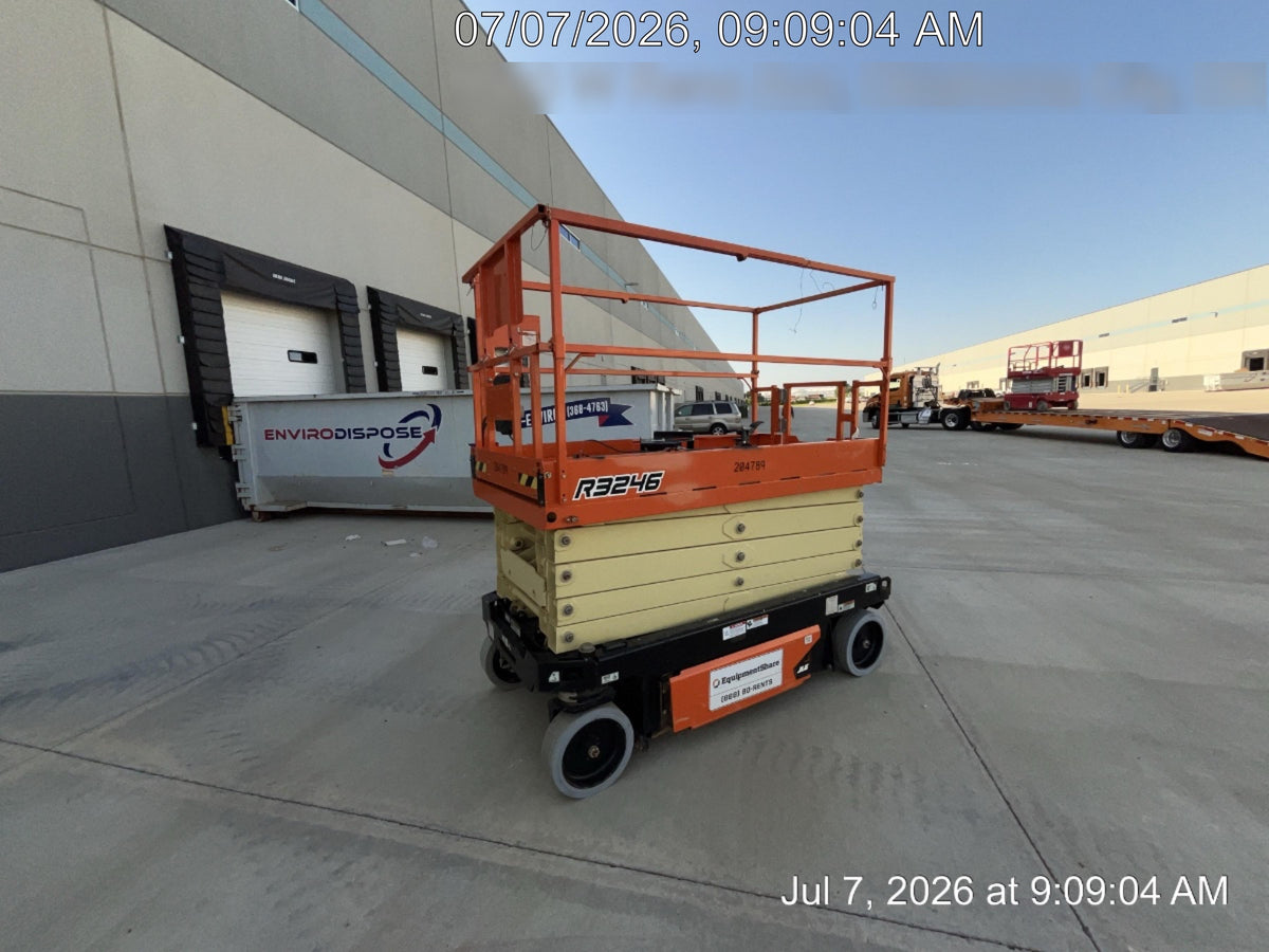 2021 JLG R3246