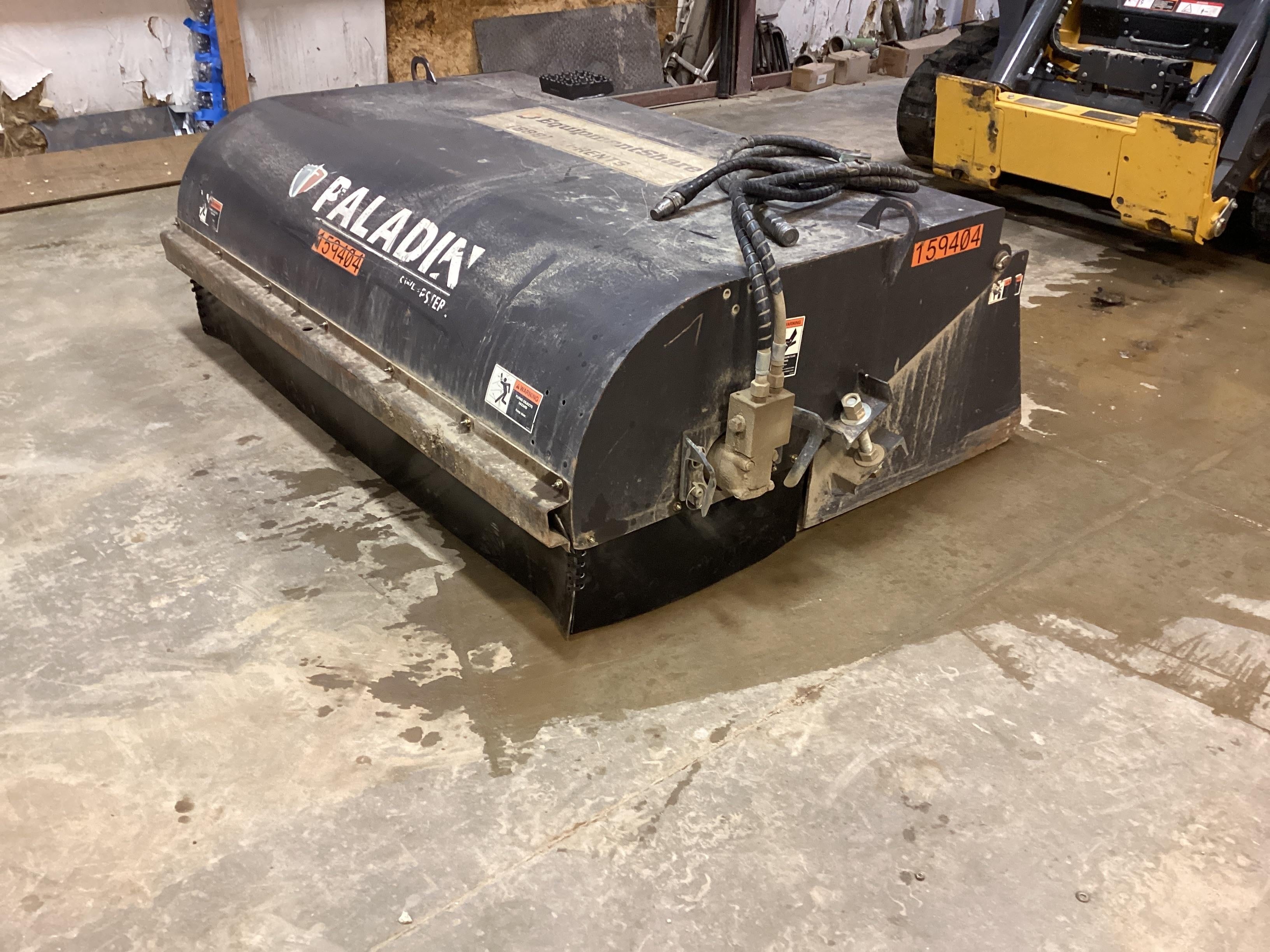 2021 PALADIN Sweepster SB72