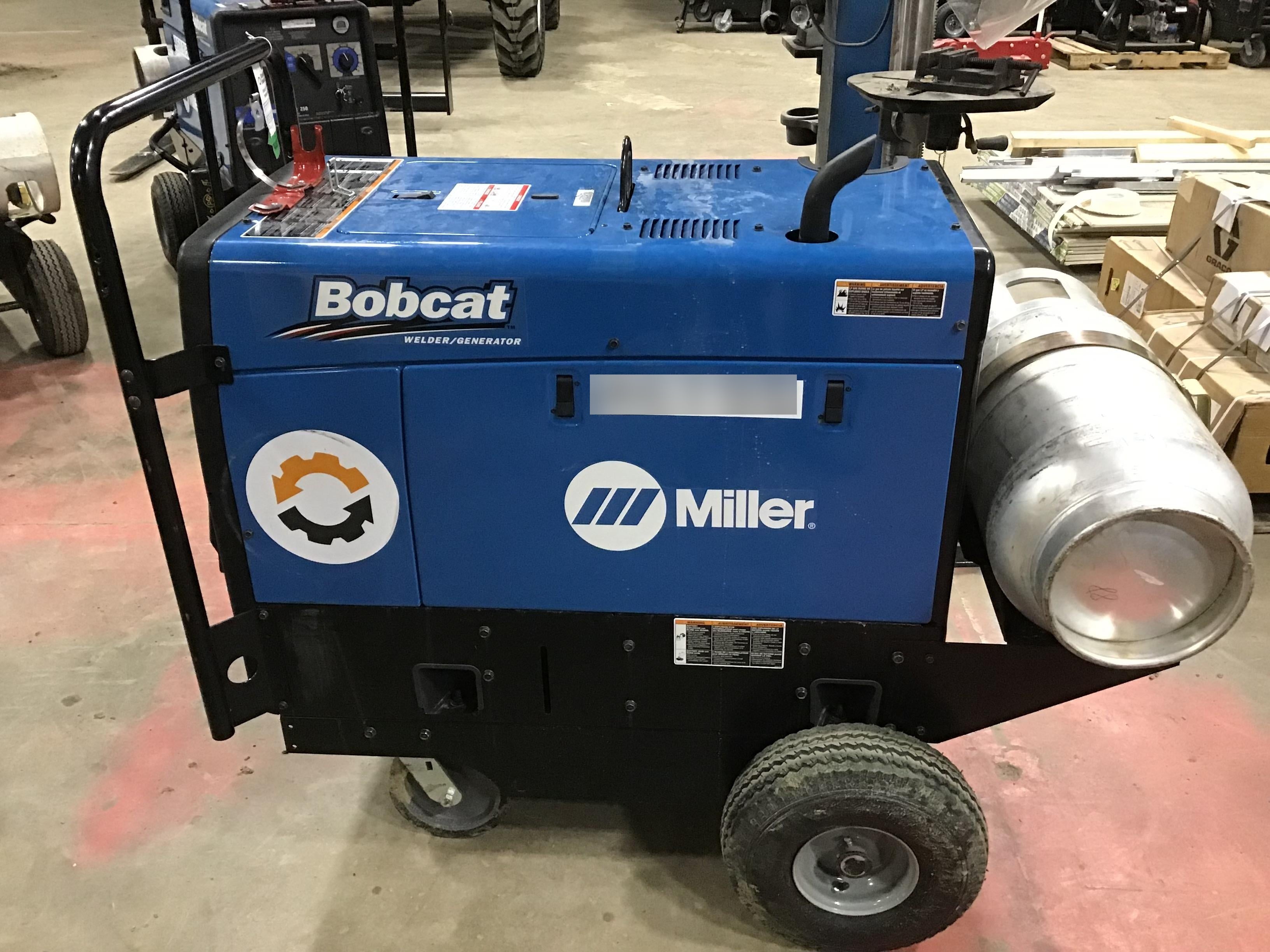 2019 Miller Electric BOBCAT 250 Standard w/Running Gear, Bracket, Hose