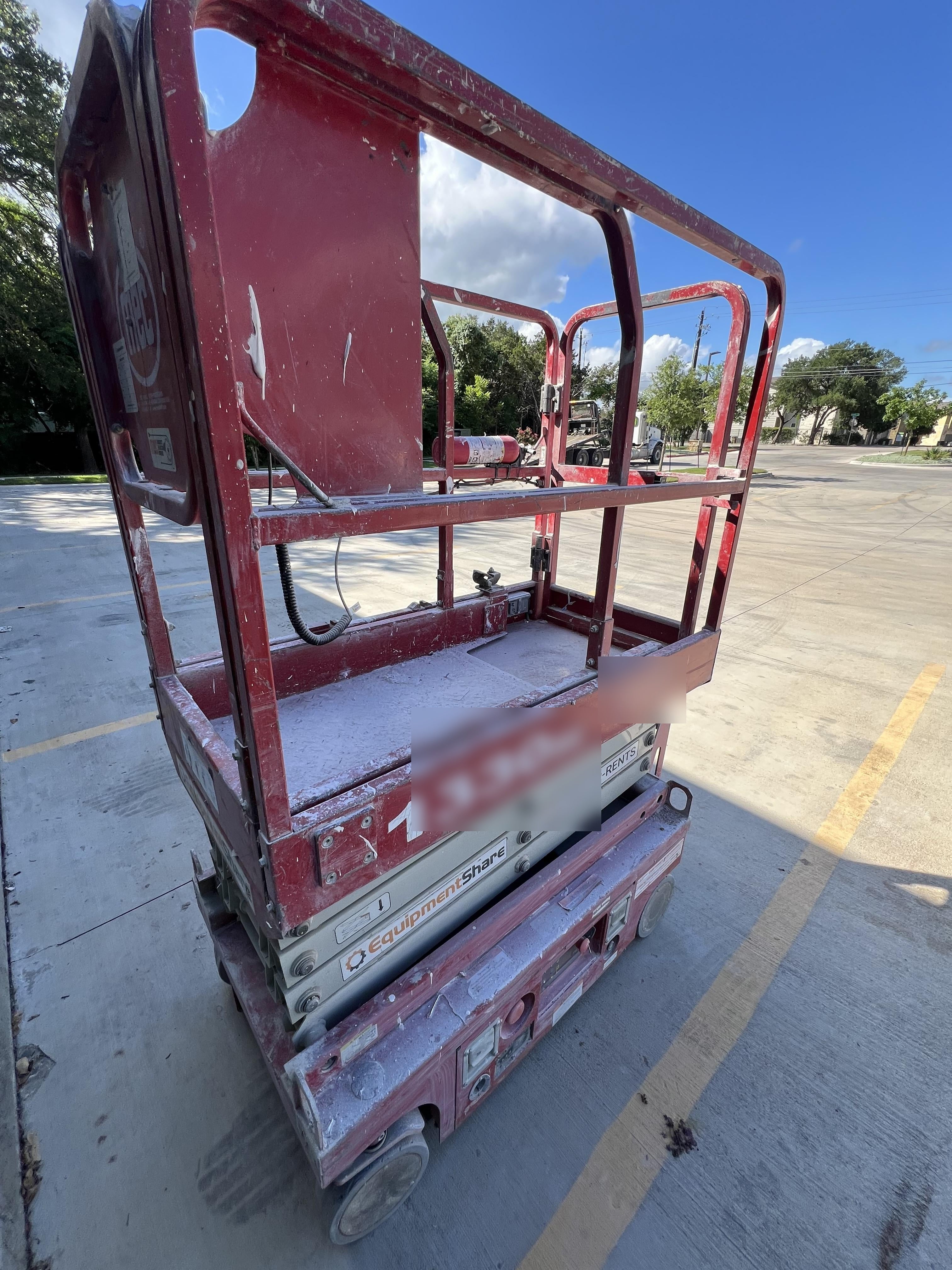 2019 MEC 1330SE MEC 1330SE w/ES Track Hardware, Full Extended 2 Year Warranty