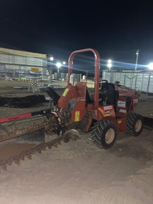 2019 DITCH WITCH RT45A