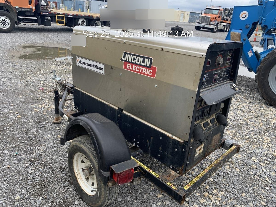 2019 Lincoln Electric Vantage 322 Lincoln Vantage 322 Welder w/Trailer, Light Kit, Cable Rack