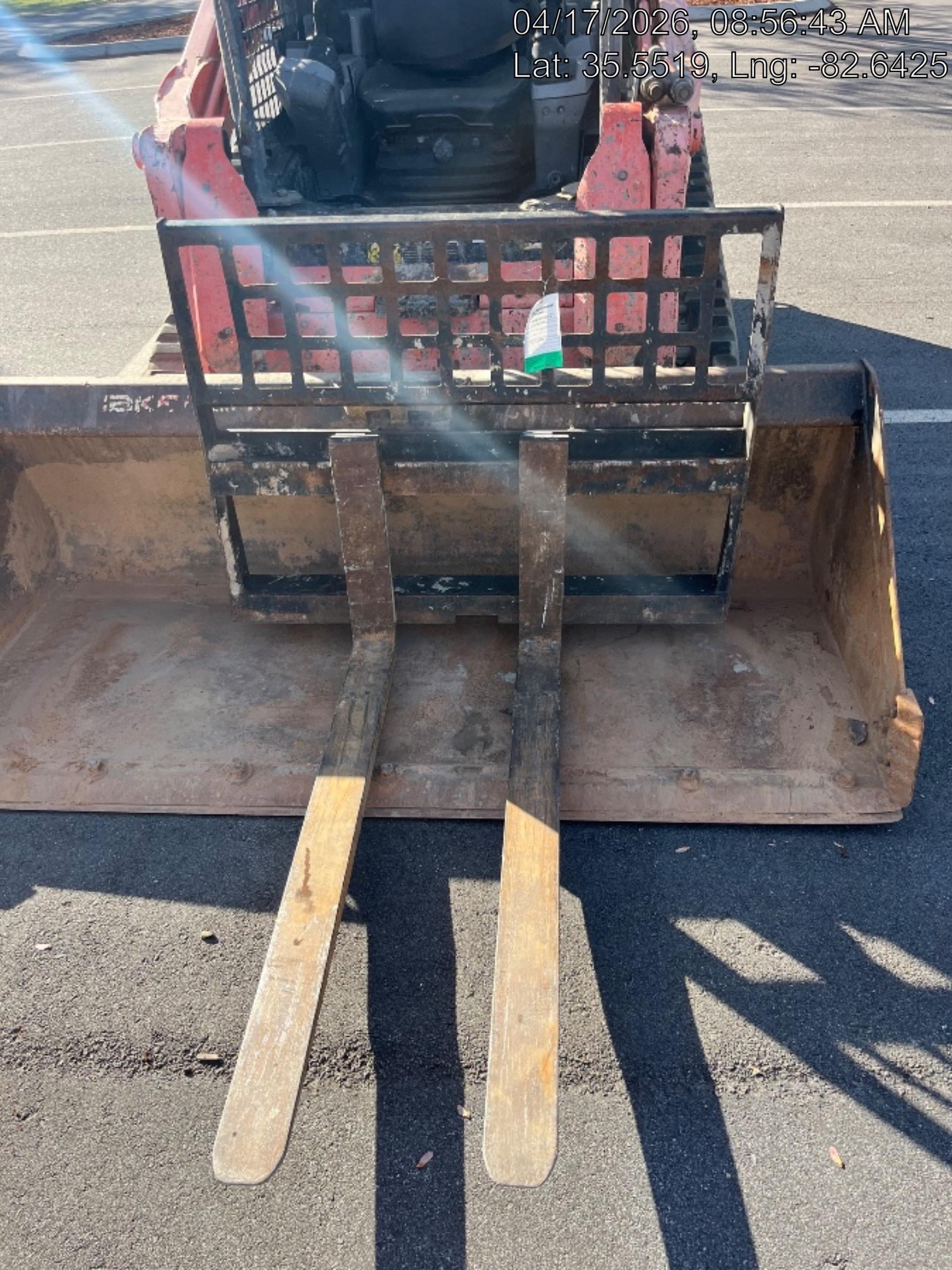 2022 ARROW MATERIAL HANDLING 48" Pallet Forks - Arrow