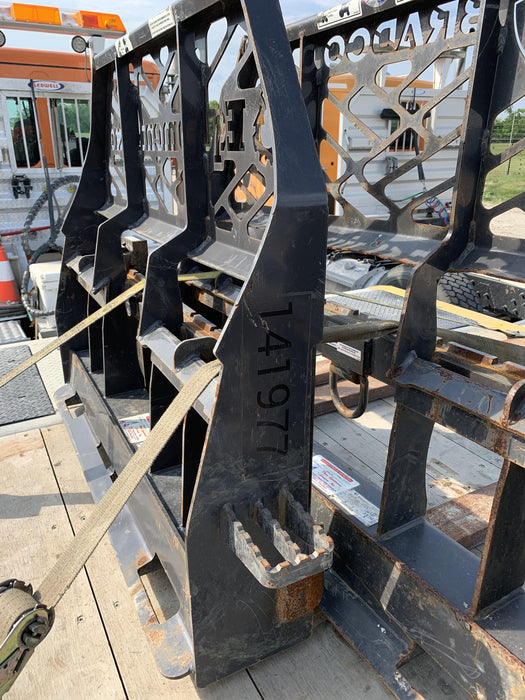 2021 PALADIN 48" Pallet Forks - Paladin