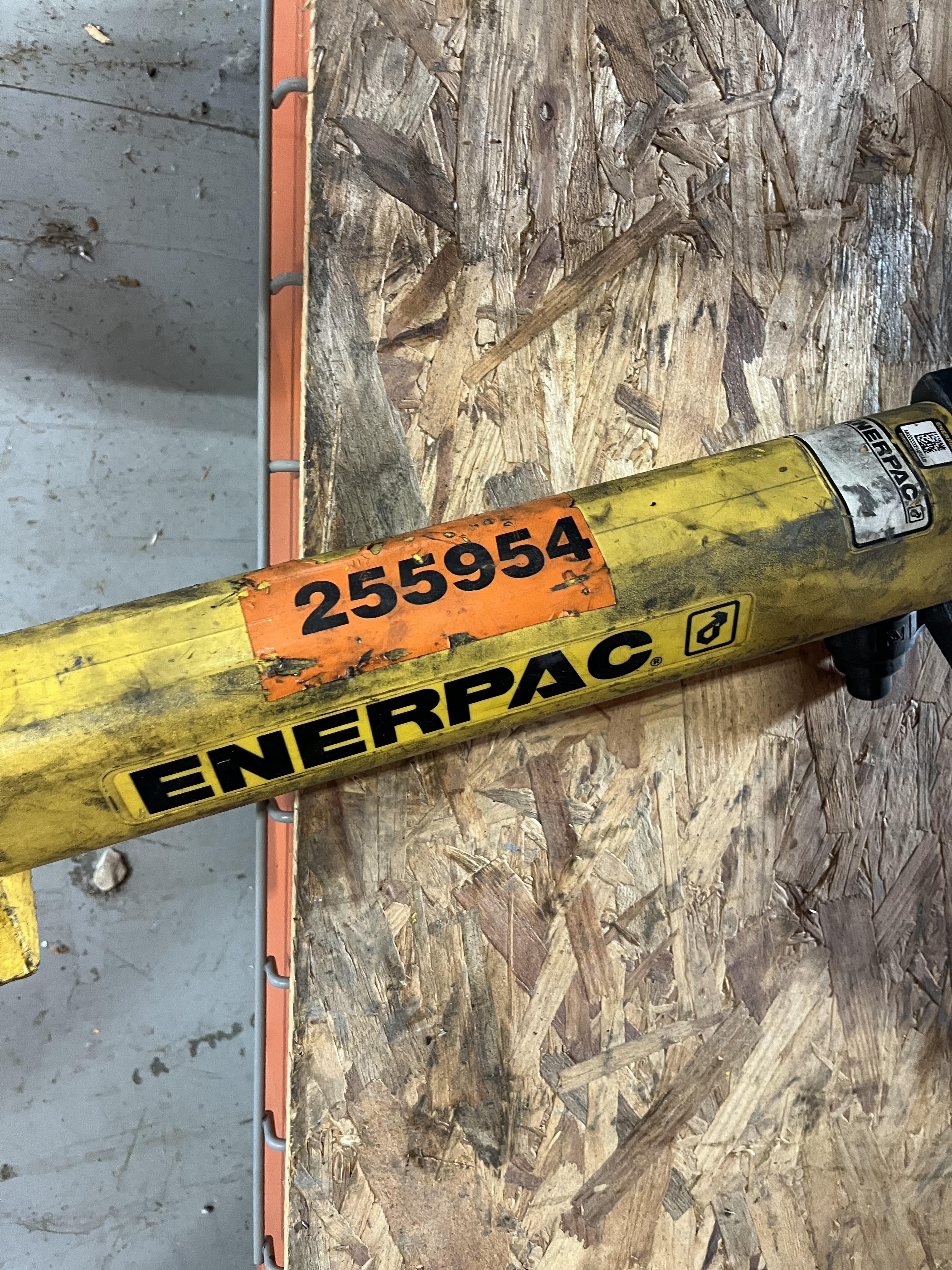 2022 ENERPAC P392