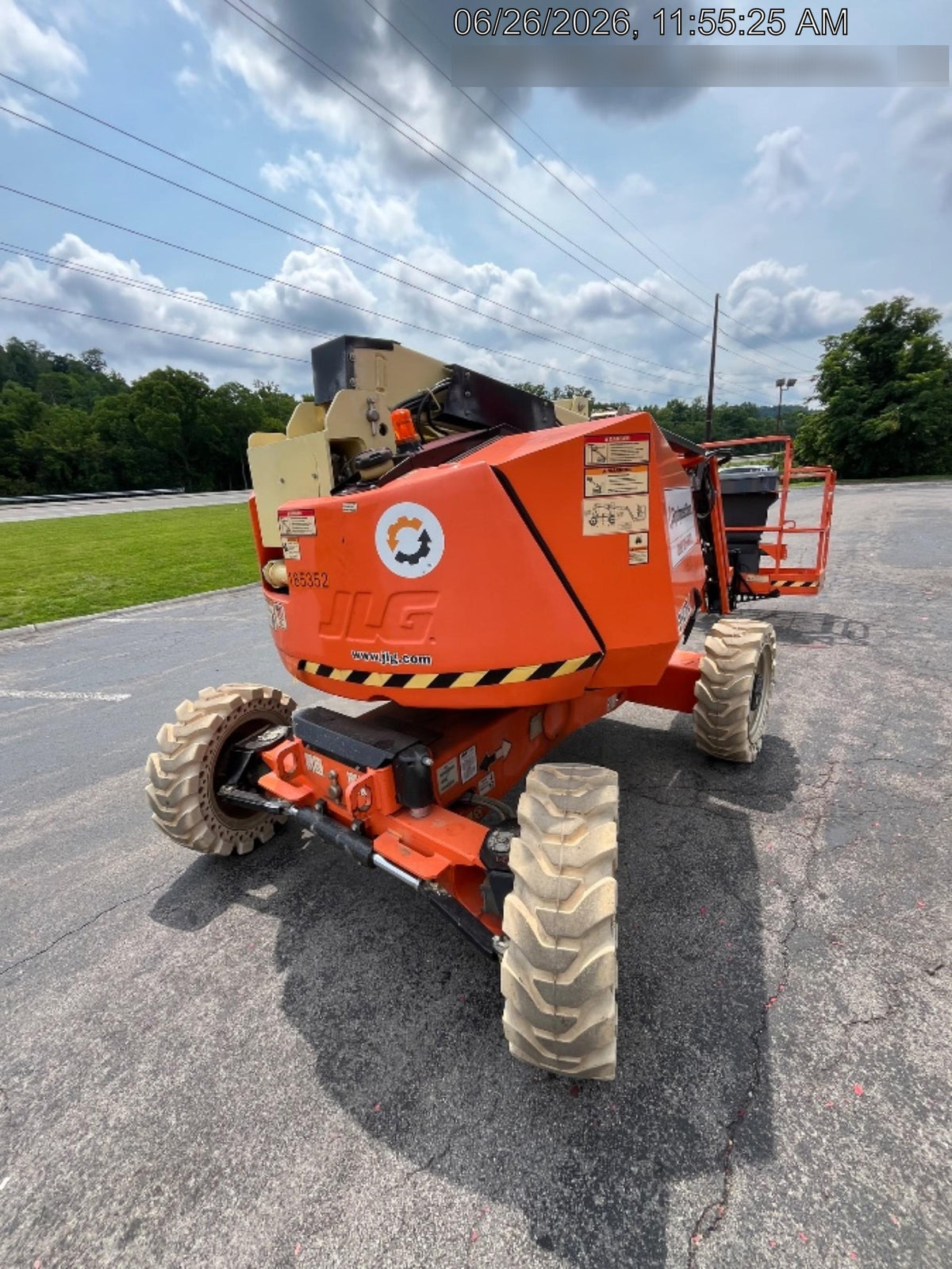 2021 JLG 340AJ