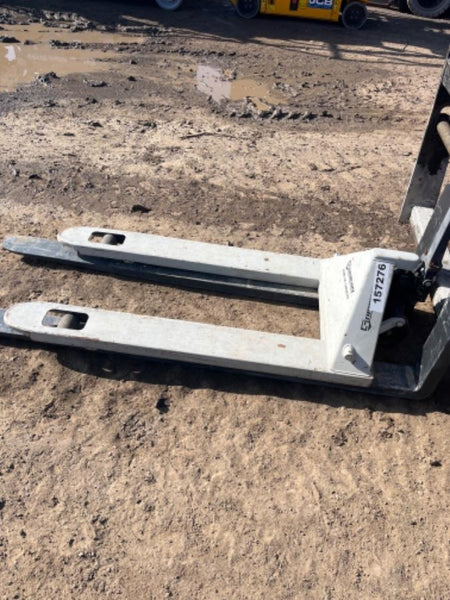 2021 STRONGWAY 4400 lb Pallet Jack