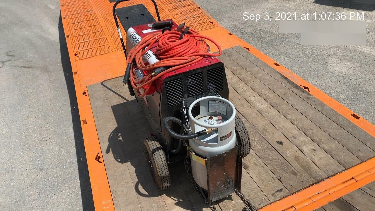 2021 Lincoln Electric Ranger 305 LPG K3430-1, Ranger 305 LPG, Undercarriage, Tank Holder & Strap, 10kw AC Gen, 25hp Kohler LPG Eng