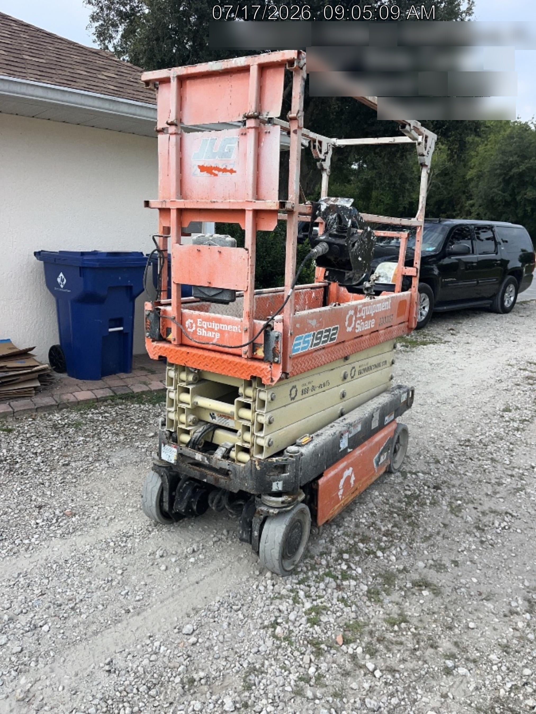 2022 JLG ES1932