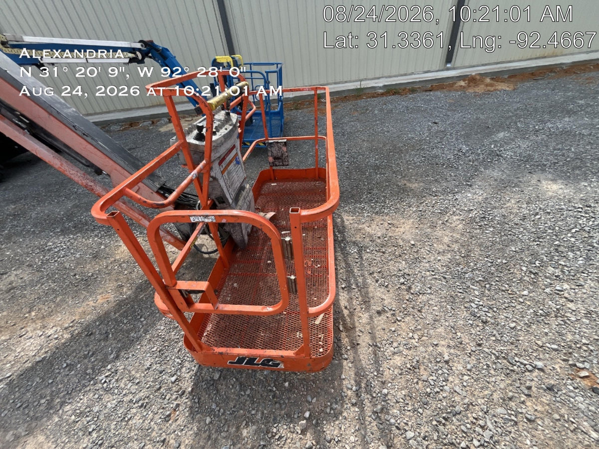 2019 JLG 660SJ