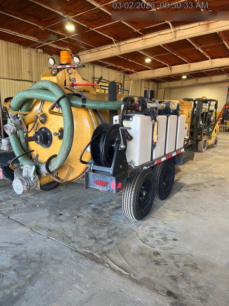 2022 VAC-TRON LP573XDT