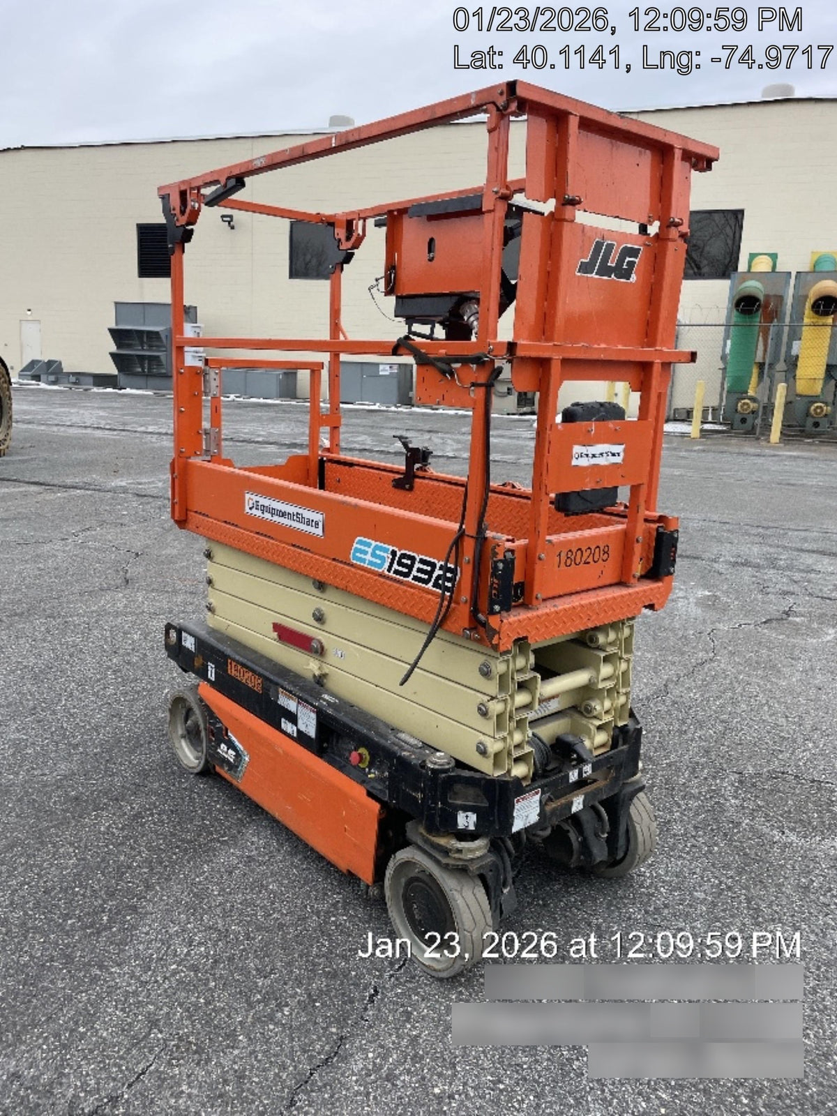 2021 JLG ES1932