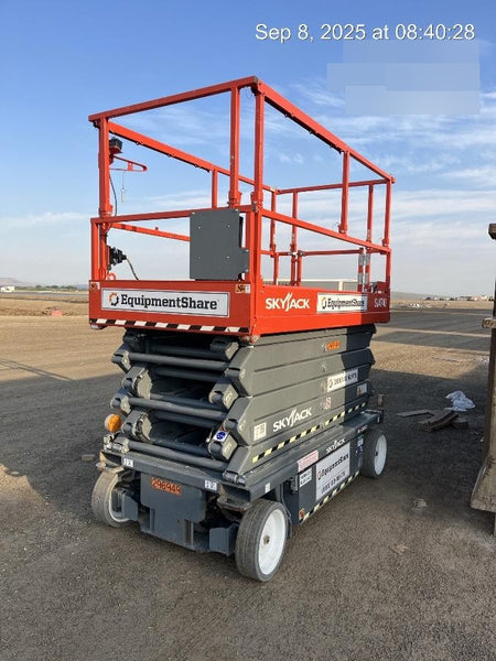 2023 SKYJACK SJ4740
